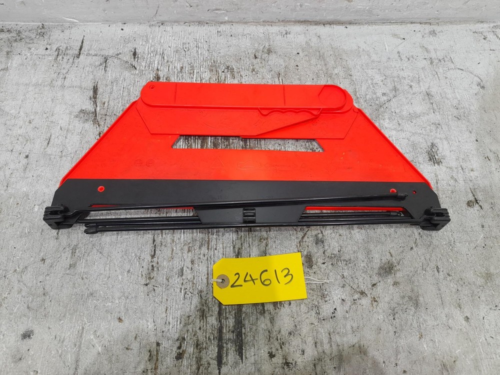 AUDI A4 2003 HAZARD WARNING TRIANGLE  4B5860251