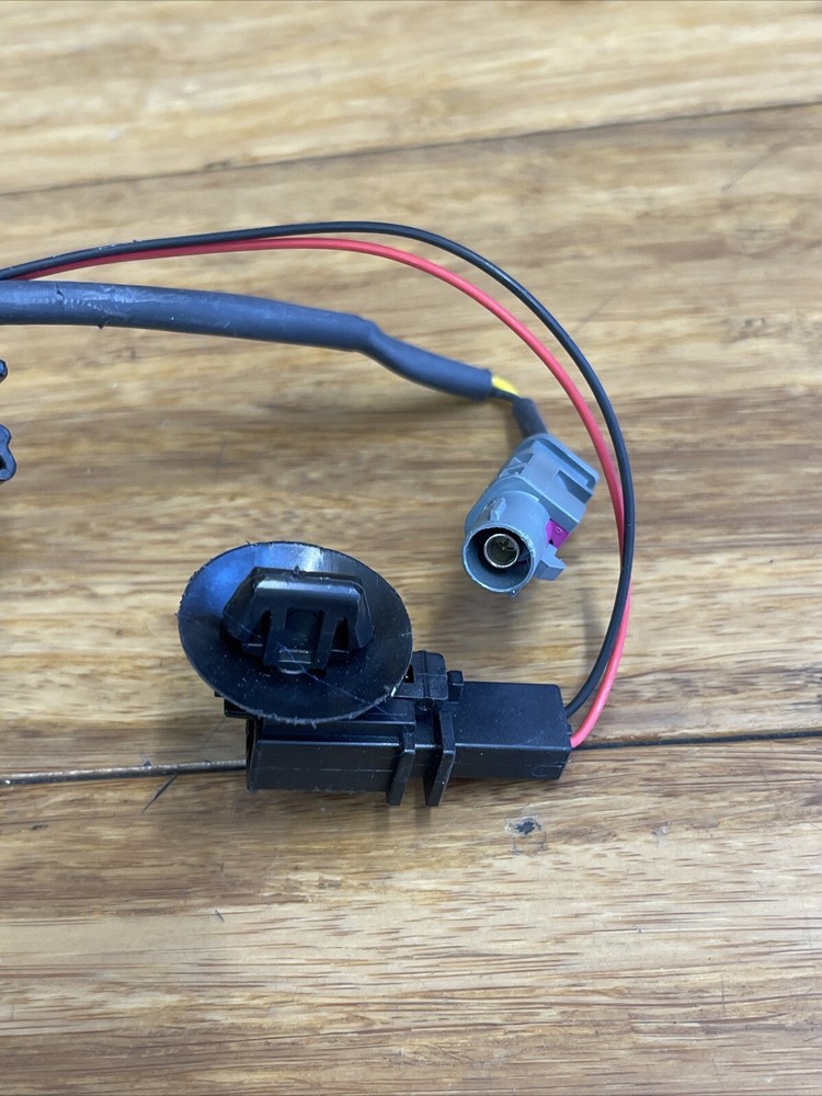 2008-2018 Audi A4 Q5 OEM Reverse Backup Camera & Trunk Handle