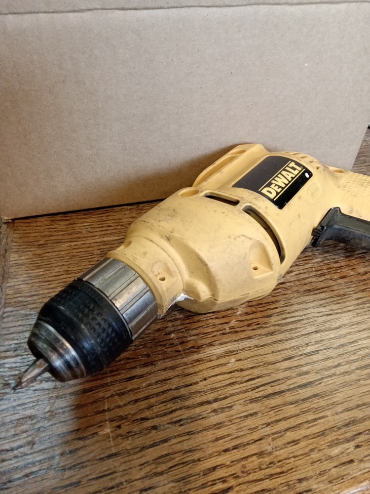 DeWalt DW106 Corded Electric 3/8" VSR Drill Driver - Tested