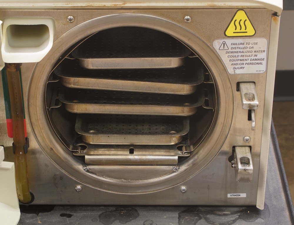 Midmark M9 Ultraclave (FA1)