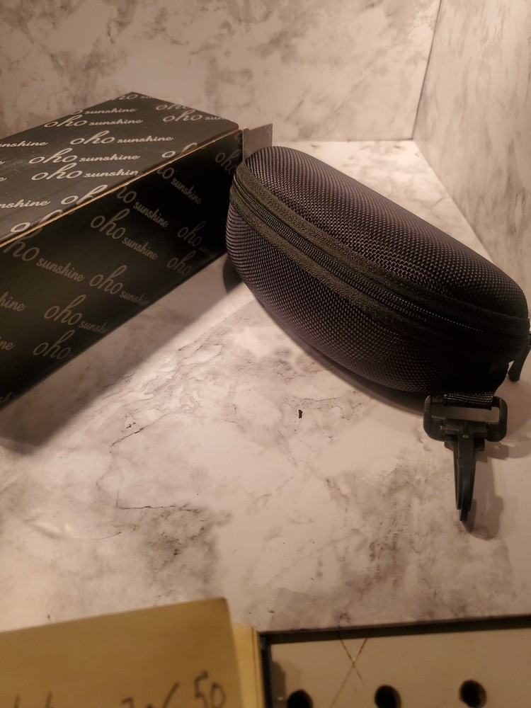 RoHS Smart Sunglasses with Bluetooth Connectivity