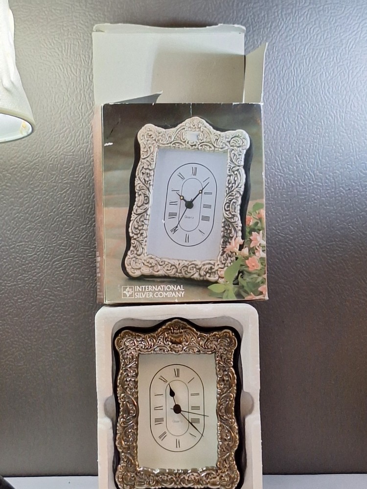 Vtg Silver Framed Quartz Clock Scrolled Design Tabletop