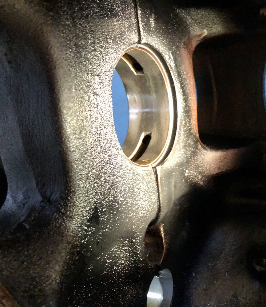 Continental E-225 Engine Crankcase pn 531151 & 531152