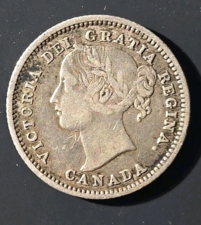 1870 (wide zero) Canada 10 cent silver - Solid VF stk#K988