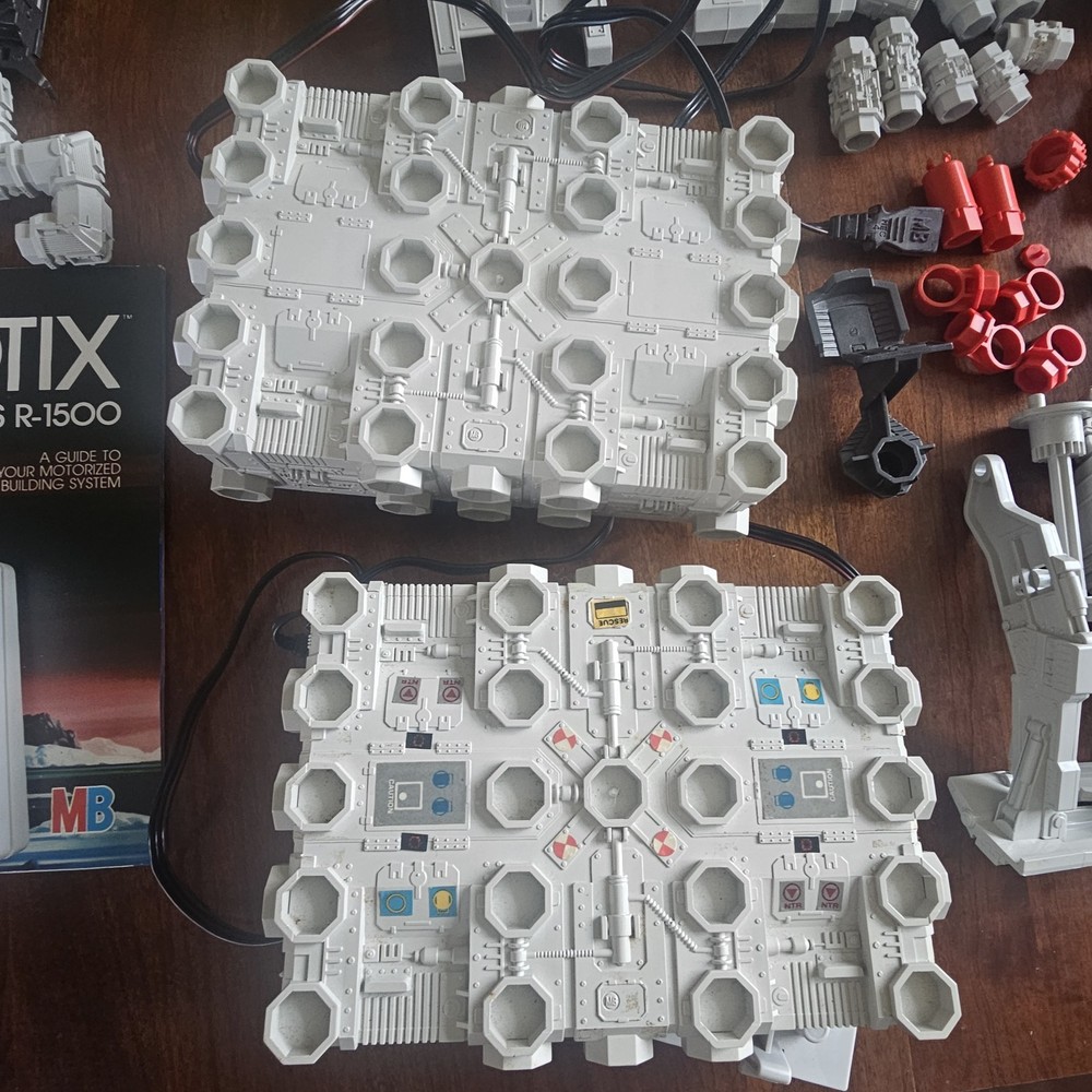 Robotix Many Parts Including Boxes for R-2000 R-1500 UNTESTED