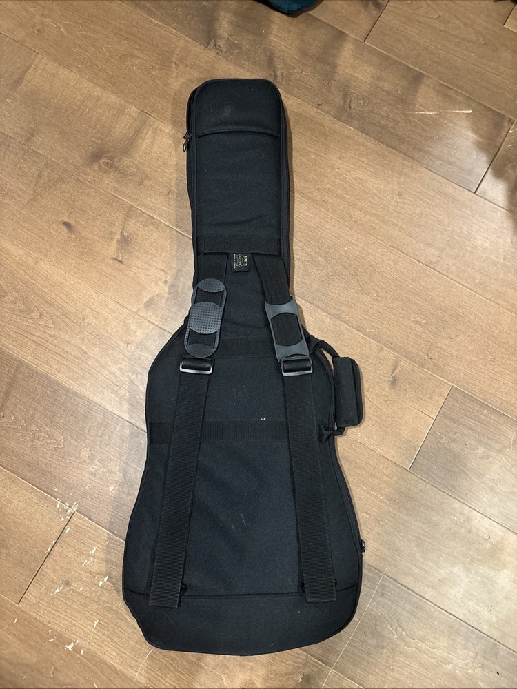 Levy’s guitar case