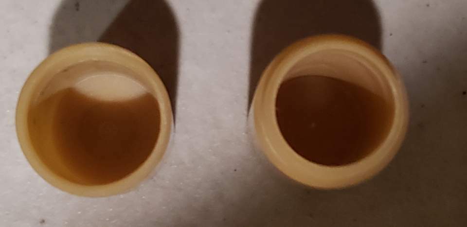 Bakelite ? Thread Roll Holder Case Antique Vintage