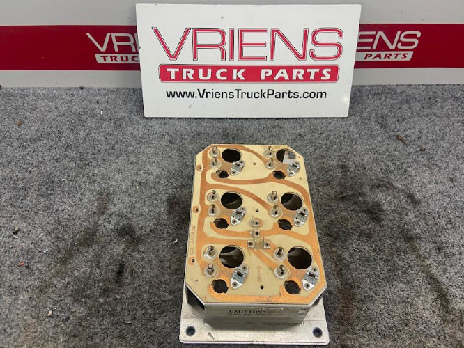 KENWORTH K152-539-2 PANEL-GAUGE