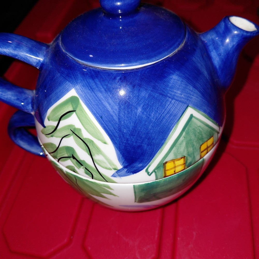 Cordonbleu 2 piece christmas tea set with cup