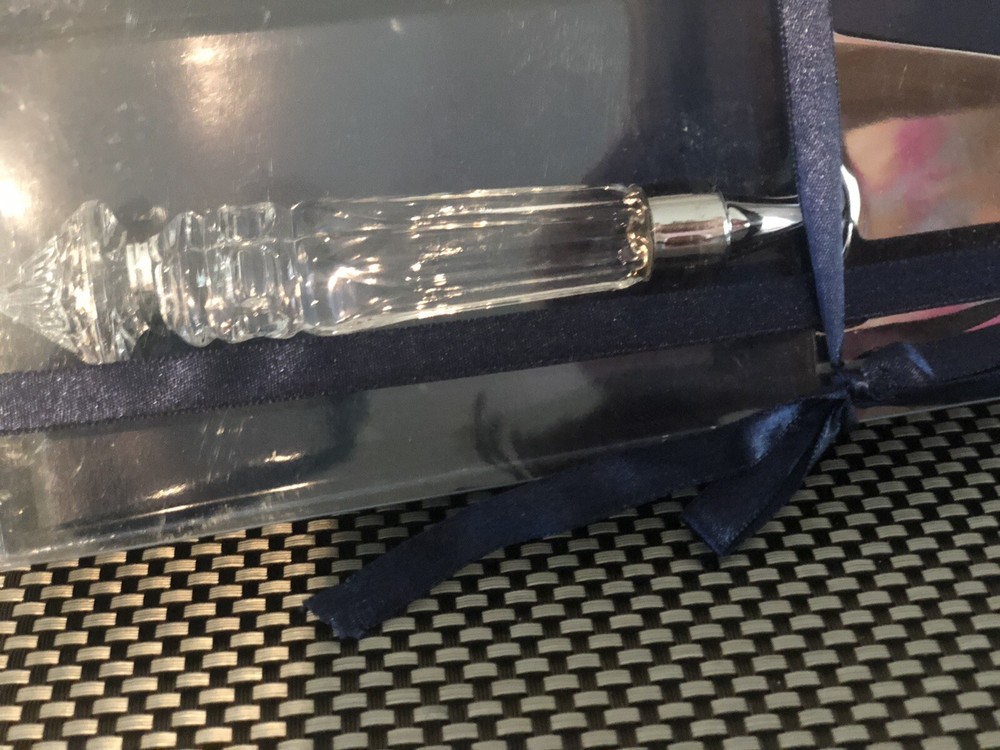 SPARKLING CRYSTAL CAKE/DESSERT PIE SERVER LEXINGTON NEW