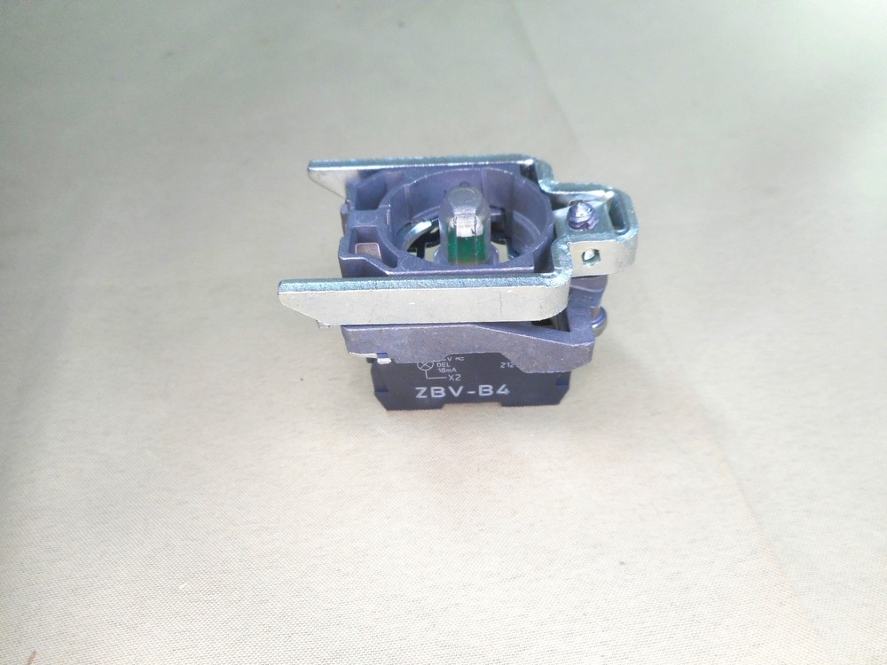 SCHNEIDER XB4BVB4 pilot light, red (NIB)