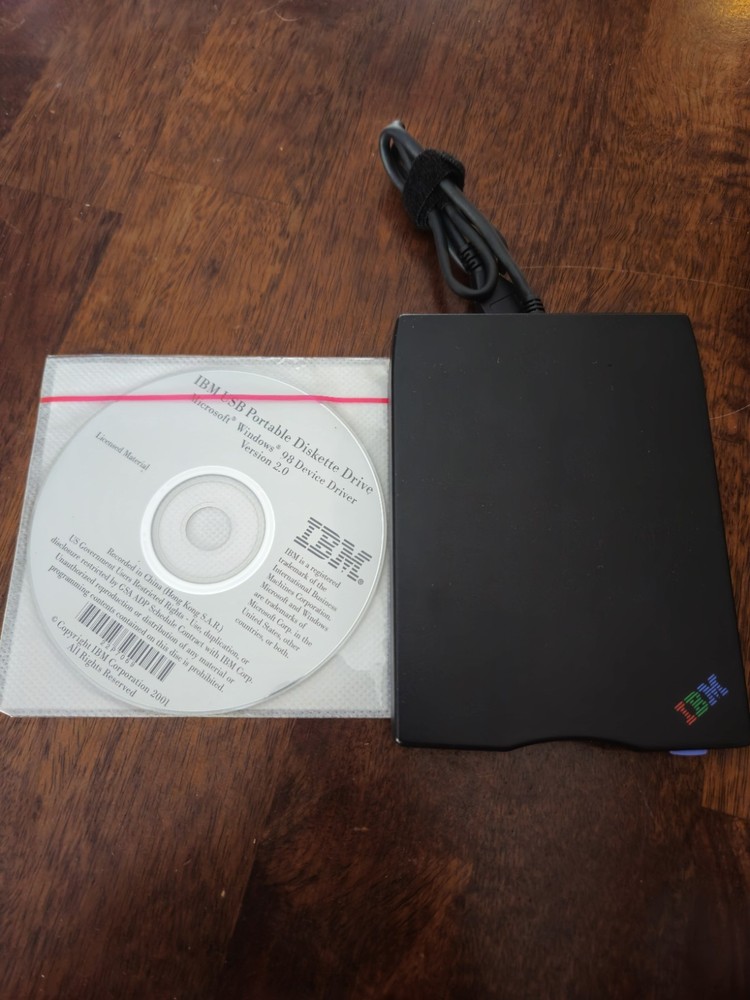 IBM USB Portable Diskette Drive Floppy Disk 3.5” MPF82E