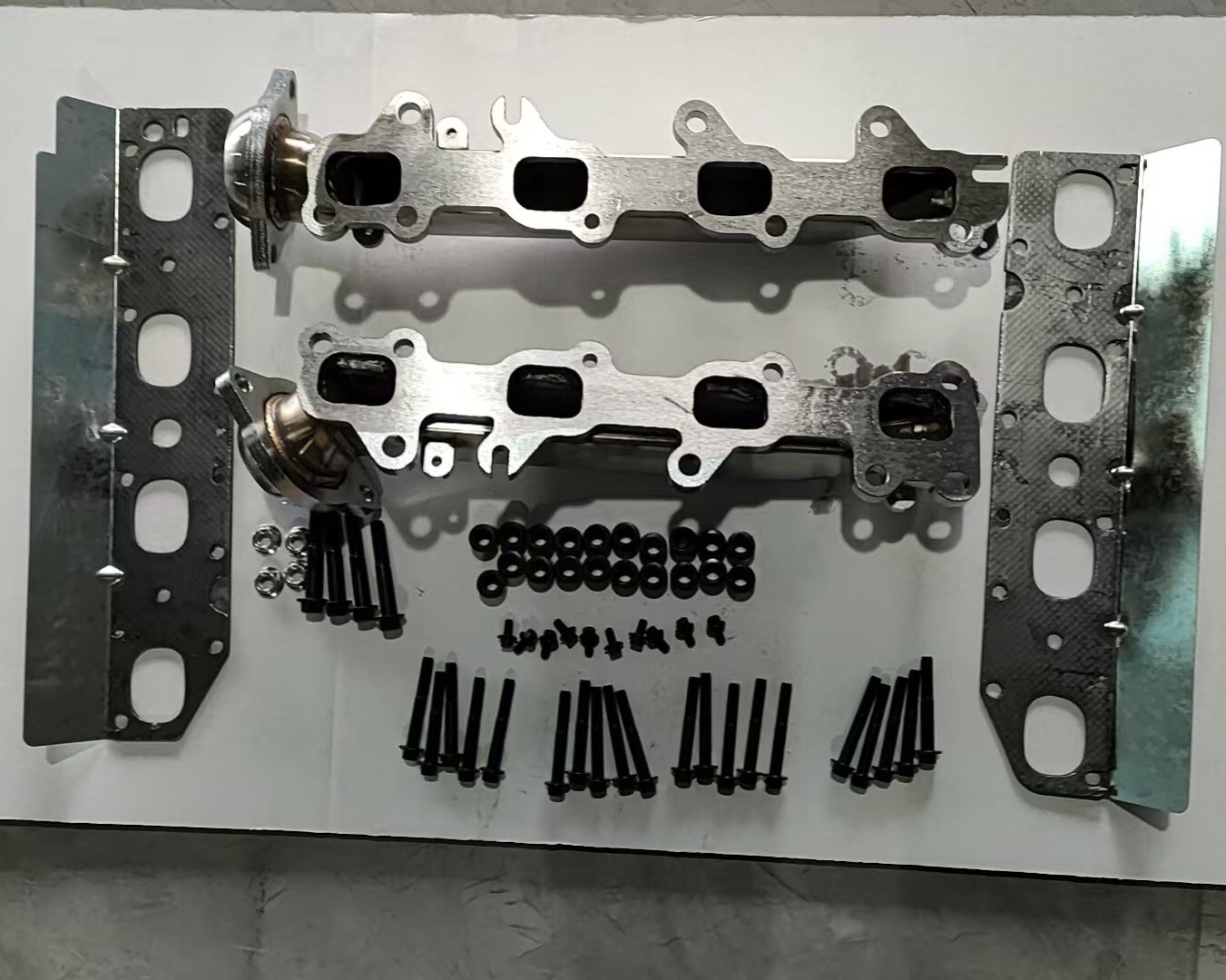 Upgraded SS Exhaust Manifold Kit for 09-24 Dodge Ram 1500 2500 3500 5.7L Hemi