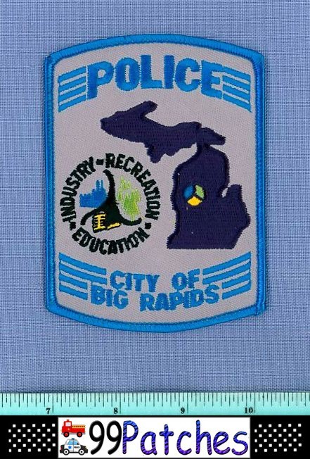 BIG RAPIDS MICHIGAN Police Shoulder Patch STATE SHAPE OUTLINE 1E
