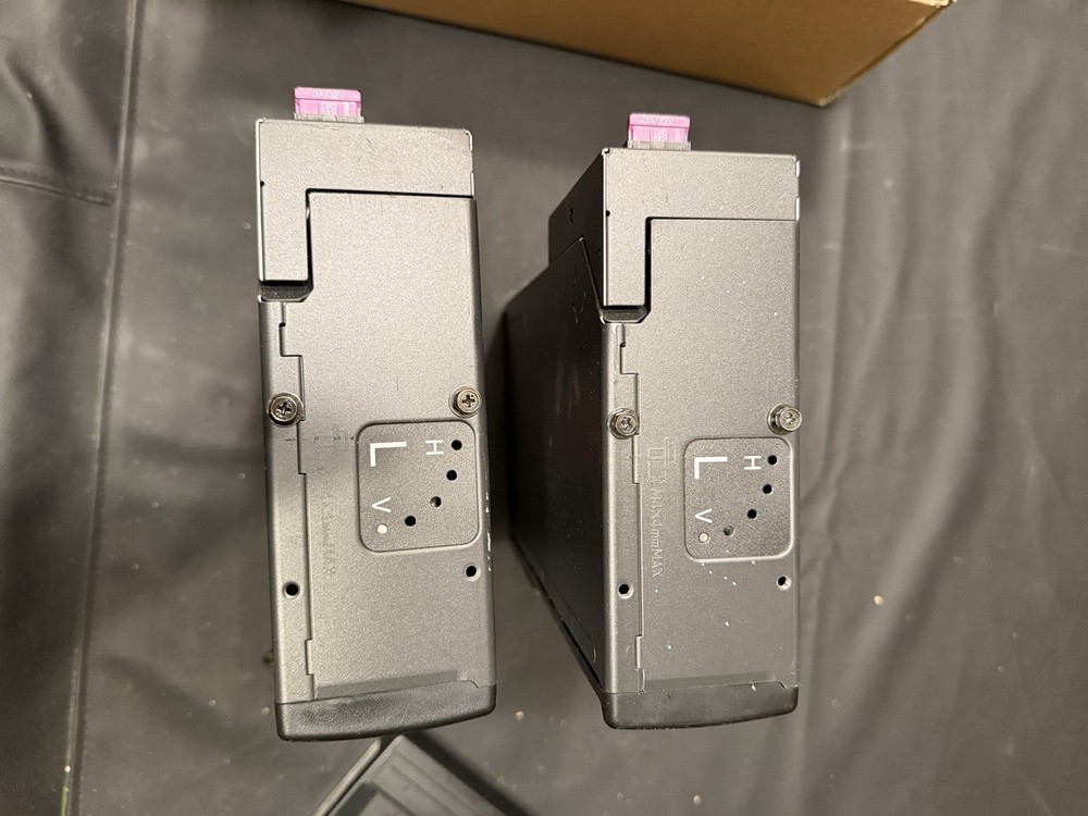 BMW E39 CD Changer 6 Disk 8211 1469404 2x OEM Untested 3 Cassettes
