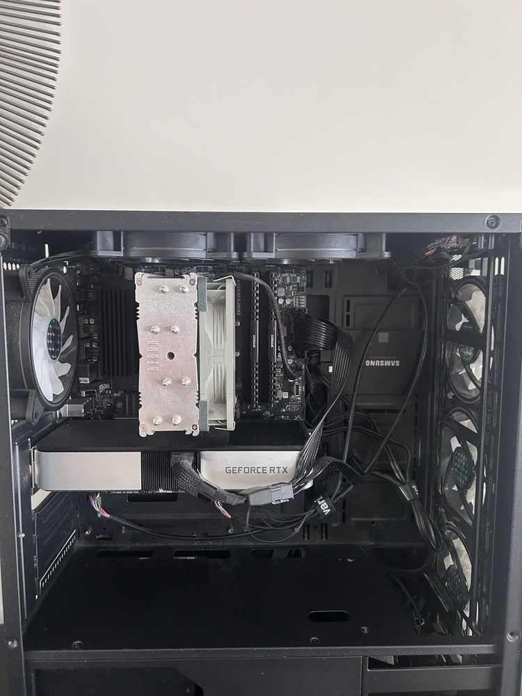 Custom Build Gaming PC