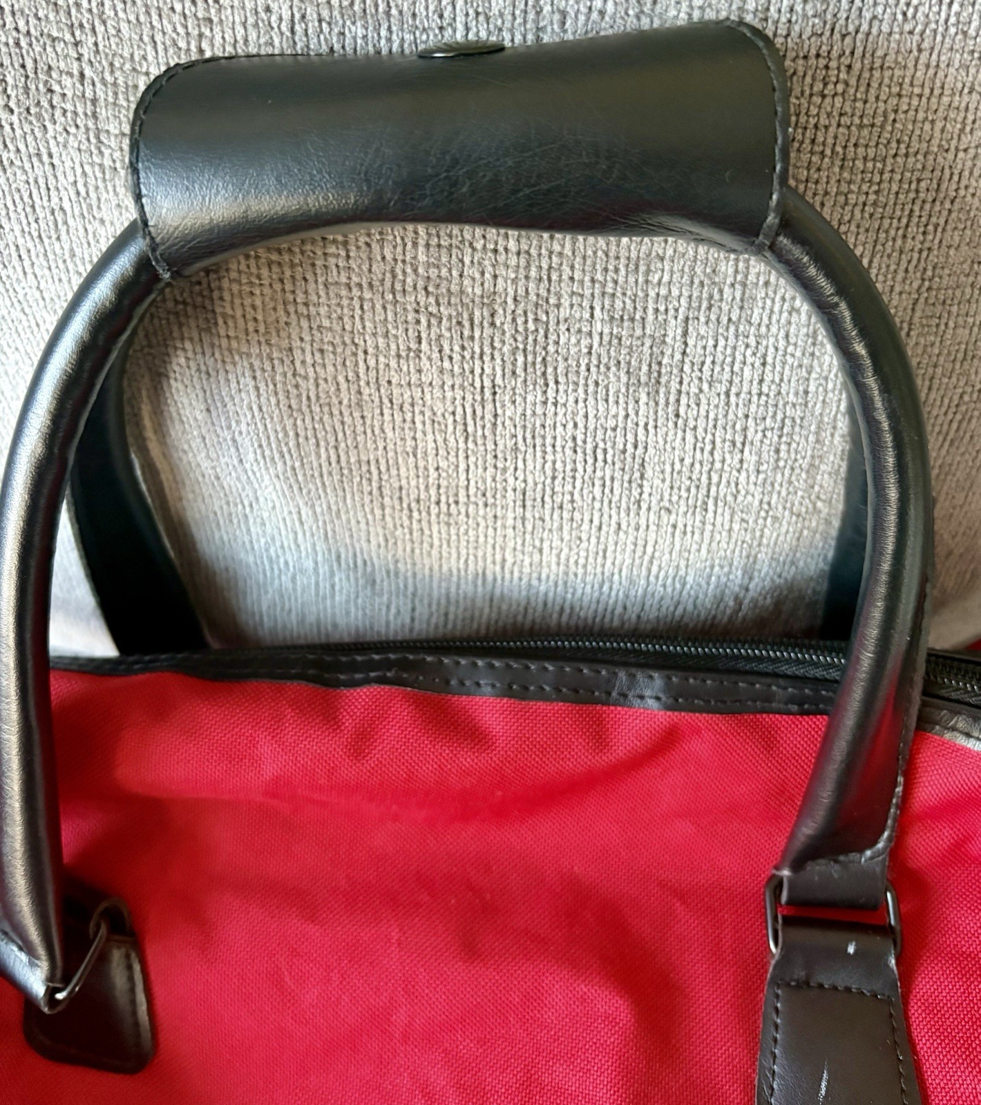 Official Walt Disney World Travel Tote Bag Luggage Bag Red Zipped 1971 Snaps