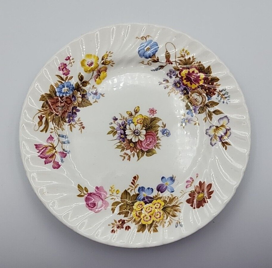 Aynsley Fine Bone China Summertime Pattern 6 Piece Place Setting
