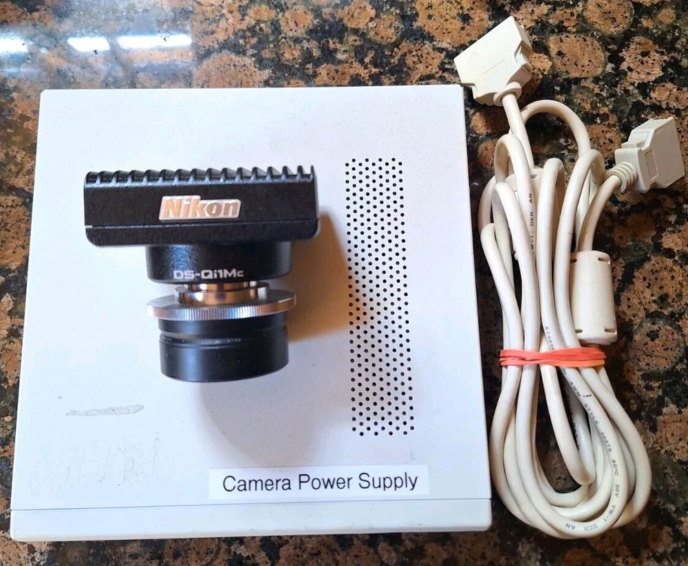 Nikon DS-Qi1MC Digital Sight Camera and DS-U3 Controller +cable