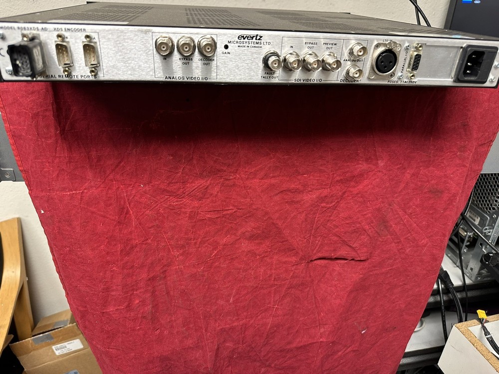 Evertz 8083XDS-AD XDS ENCODER Digital Signal Distribution and Processing