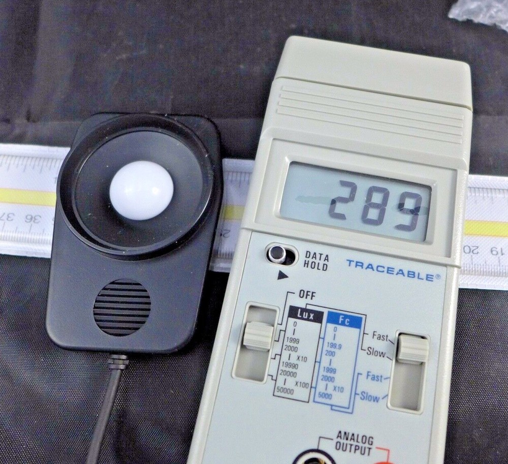 VWR Light meter, dual range, traceable #62344-944