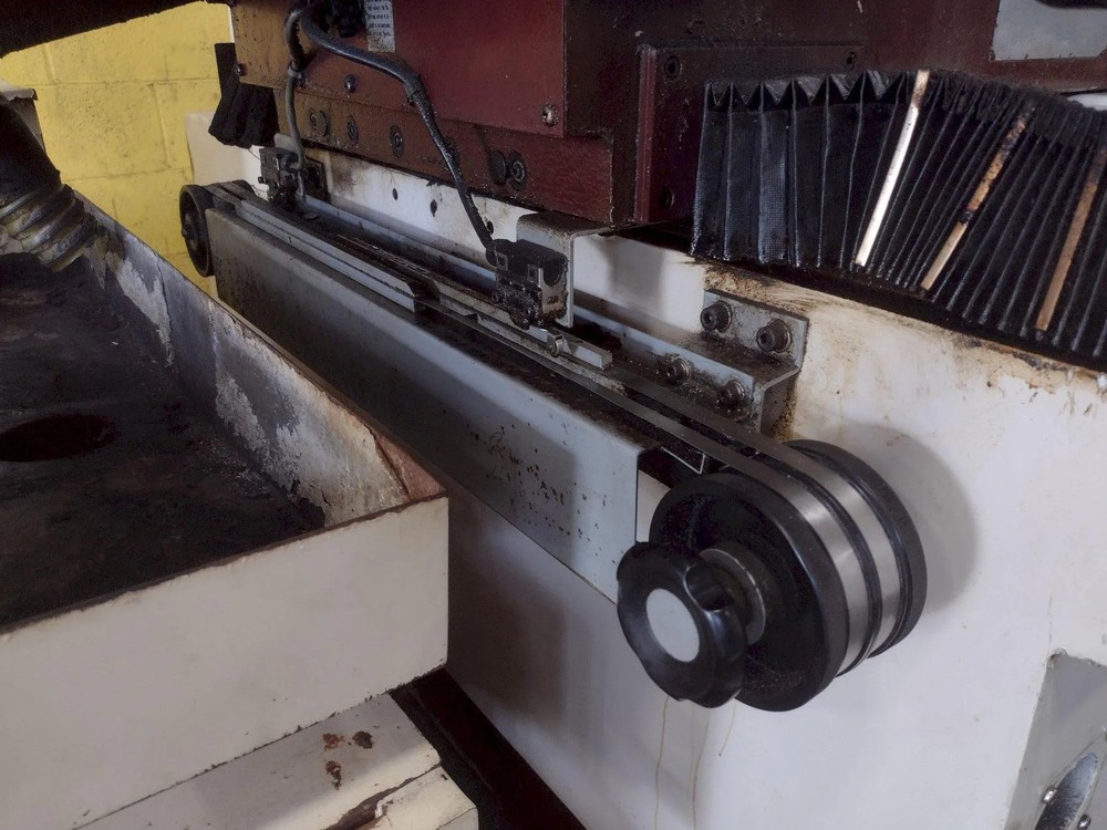 16" x 32" CHEVALIER MODEL #FSG-1632AD AUTOMATIC HYDRAULIC HORIZONTAL SURFACE GRI