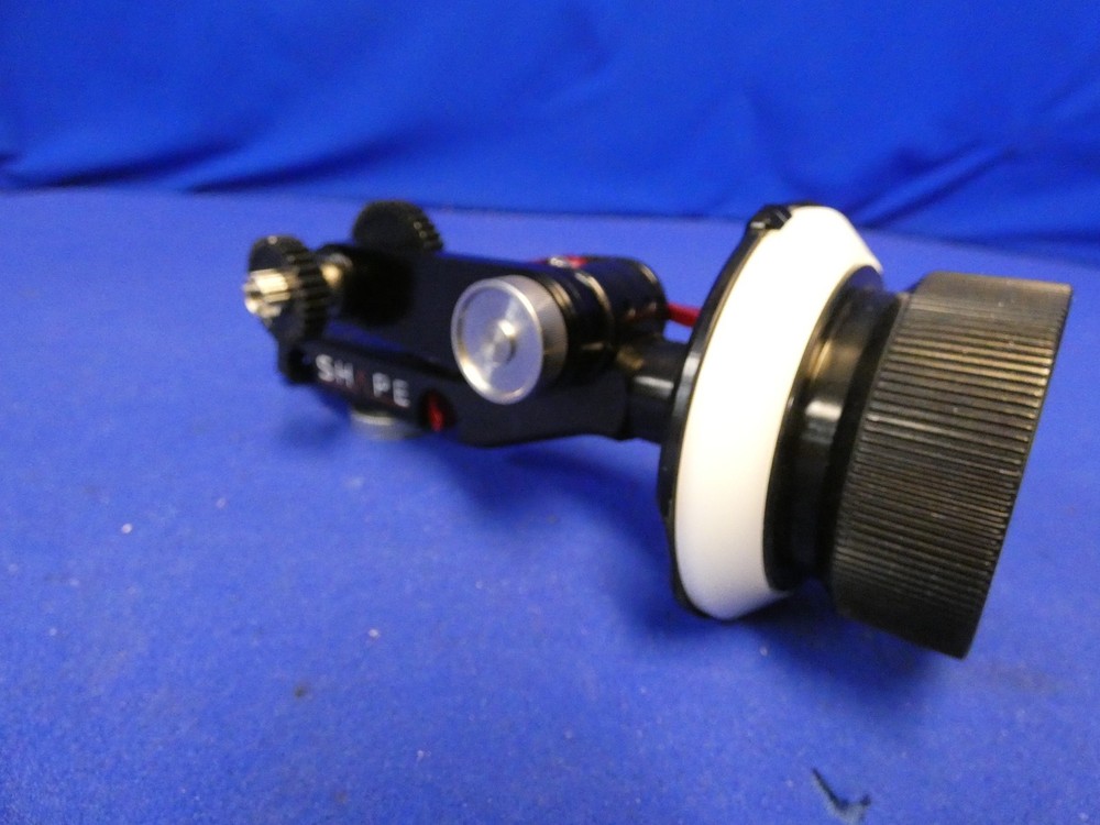 Shape Follow Focus Smooth Spin w/Mount (for 15mm rods)