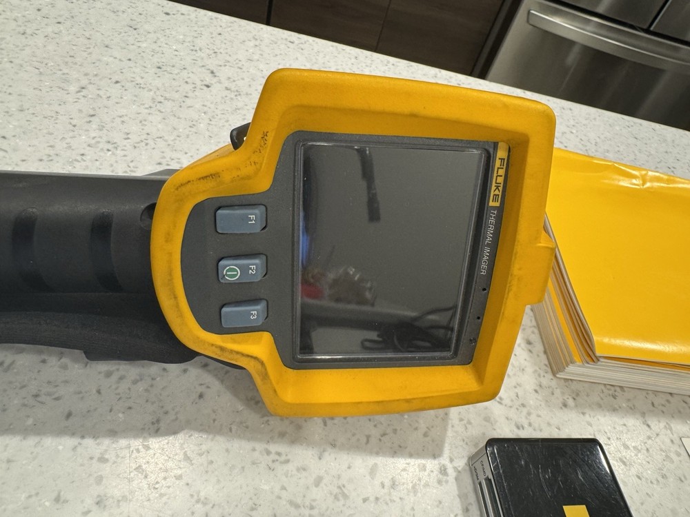 FLUKE TI25 with battery tested