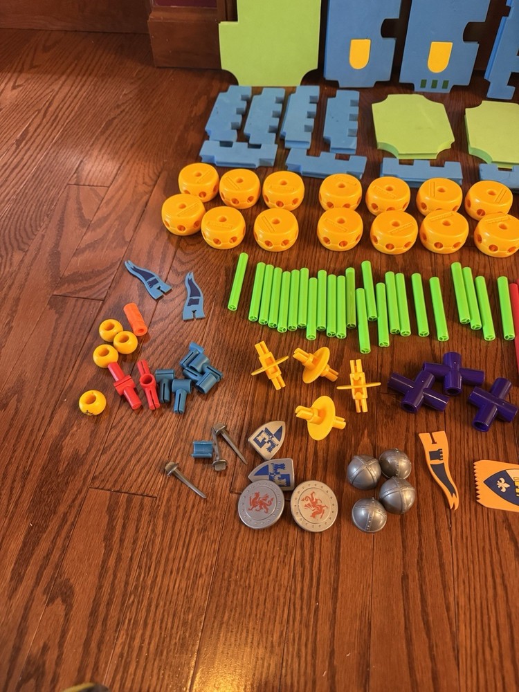 Superstructs Castle Set #0402 INCOMPLETE SET