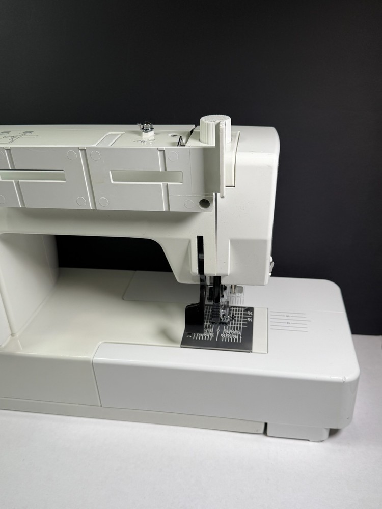 Baby Lock Quest Plus BLQ2-PL sewing machine