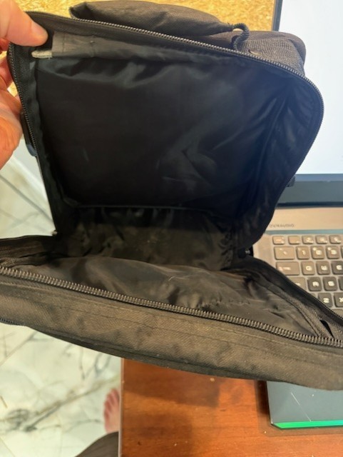 MY PILOT STORE HEADSET BAG OPEN BOX