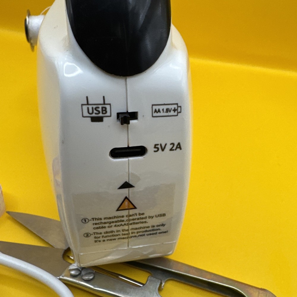 Mini Handheld Sewing Machine, Portable Electric Sewing Machine with Sewing Acces