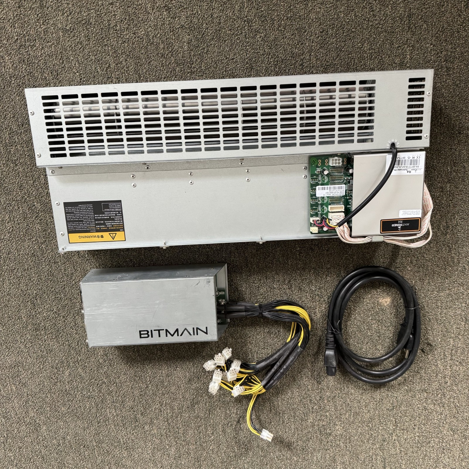 🟢 Bitcoin Miner Antminer R4 7-9 TH/s Fully Hashing!  PSU included + power cord