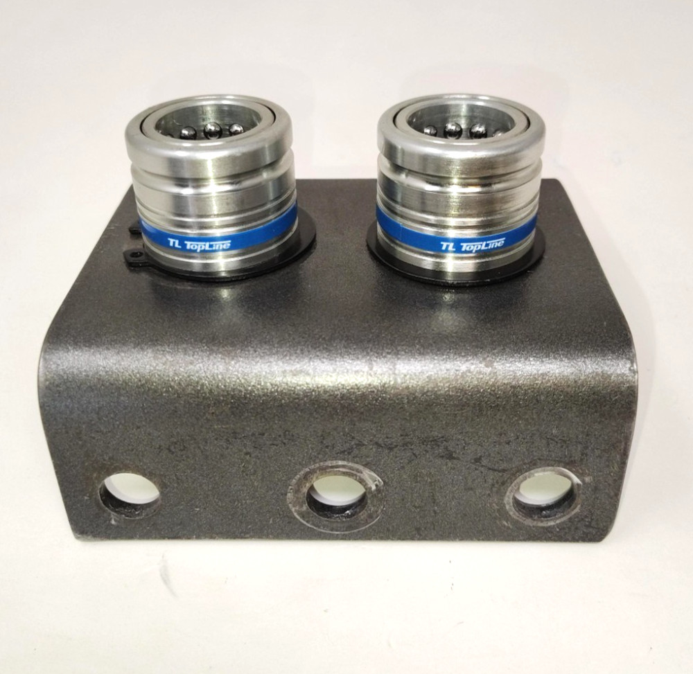 USED - TL39B-2 Quick Release Coupling 1/2 NPT Break away Coupler Bracket Set
