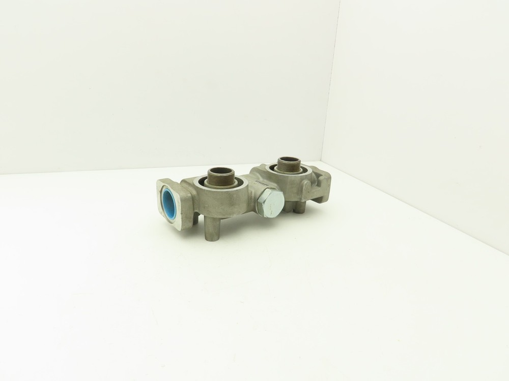 Donaldson Dual Hydraulic Spin-On Filter Head 1-1/2"SAE Filter Threads 1-3/4"