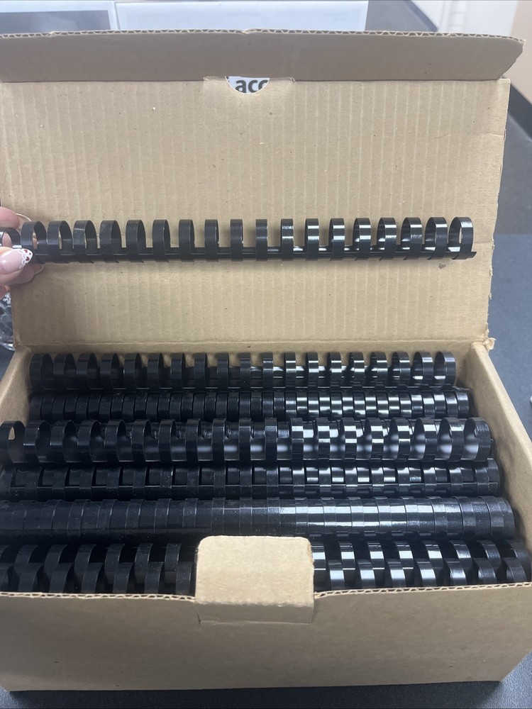 Binding Combs 7/8 Diameter 19 Ring 50 Pieces Color Black