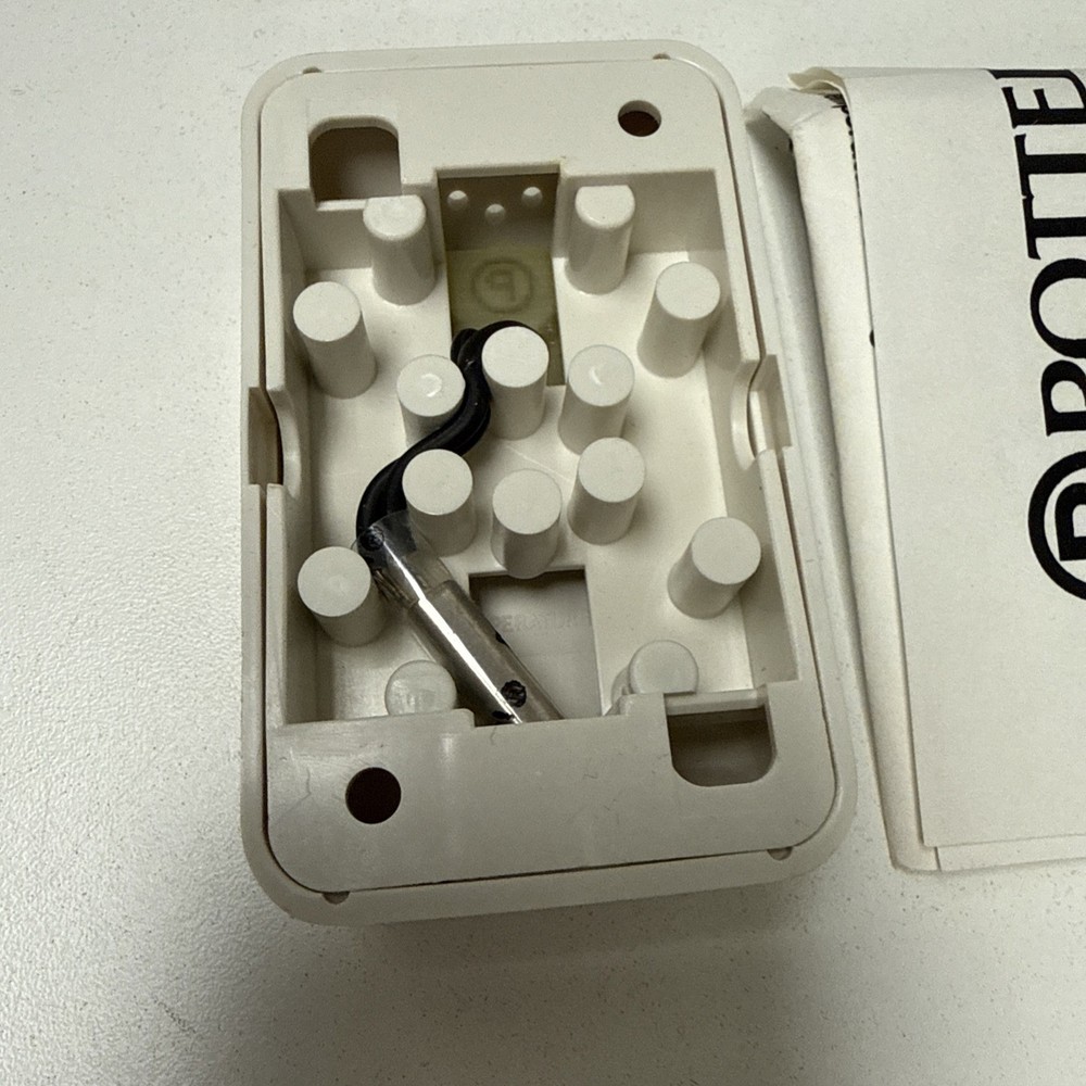 Potter Electric RTS-C Room Temperature Switch Open when below 40