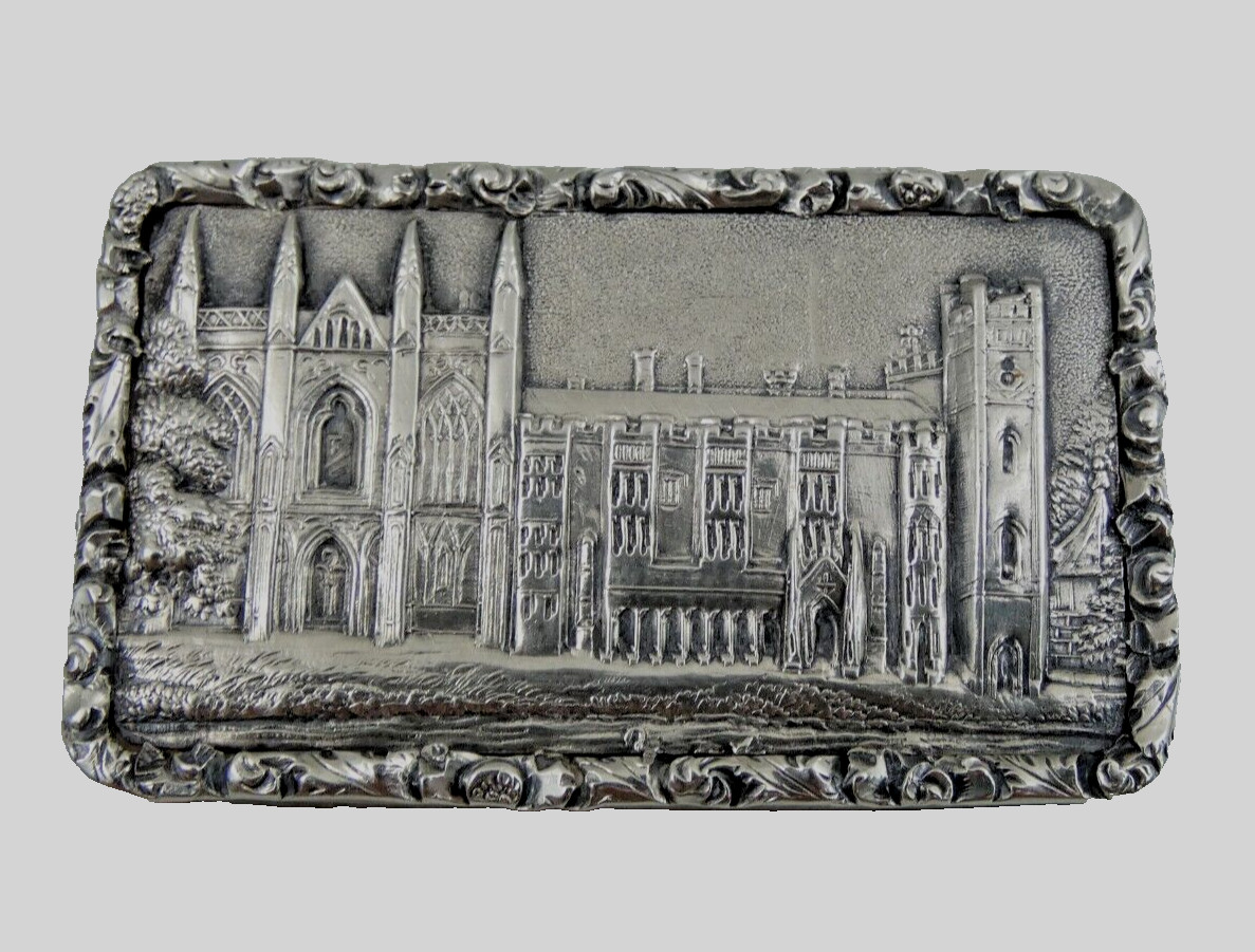 RARE 1810 ENGLISH GEORGIAN STERLING SILVER CASTLE TOP VINAIGRETTE ARCHITECTURAL