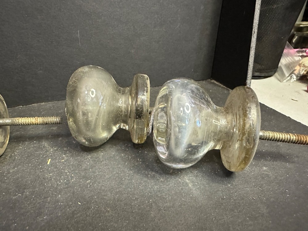 Set 8 Antique Glass Furniture Knobs Pulls, Lot 2