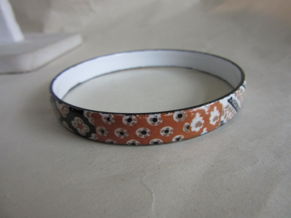 Michaela Freye Aichberger brown/tan enameled bangle bracelet