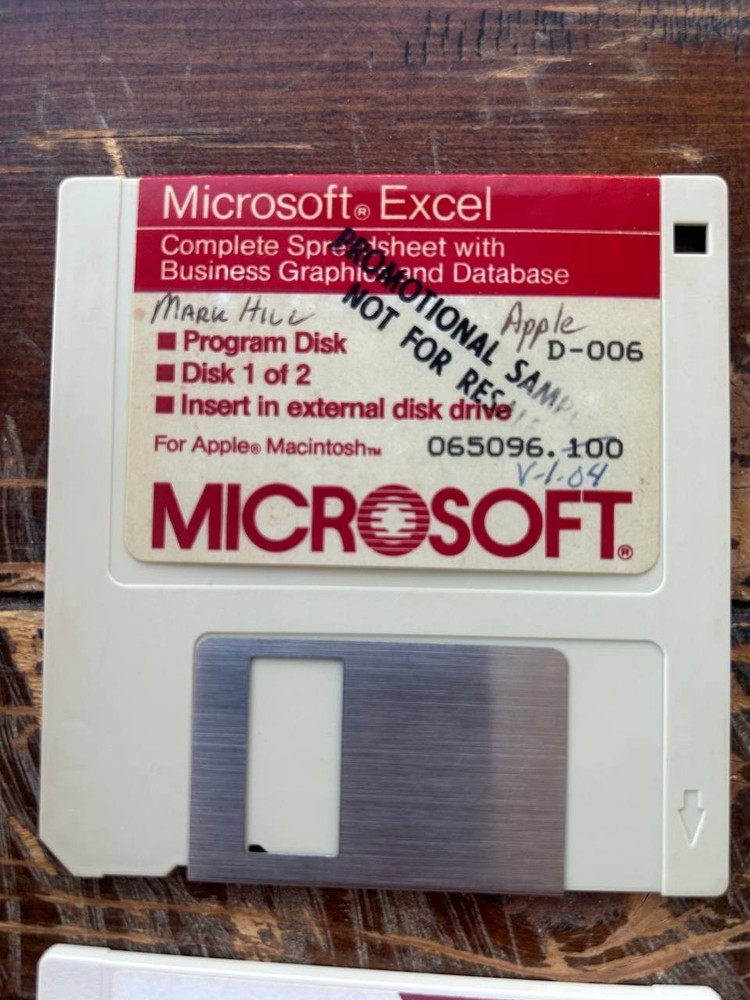 Vintage Microsoft Excel Macintosh Software 6-Disk Set Manuals Sampler