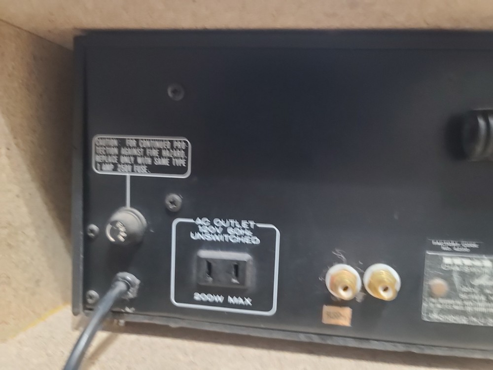 PRO SERVICED CHERRY MARANTZ 2020 W/WOOD CASE, TIFFANY INPUTS