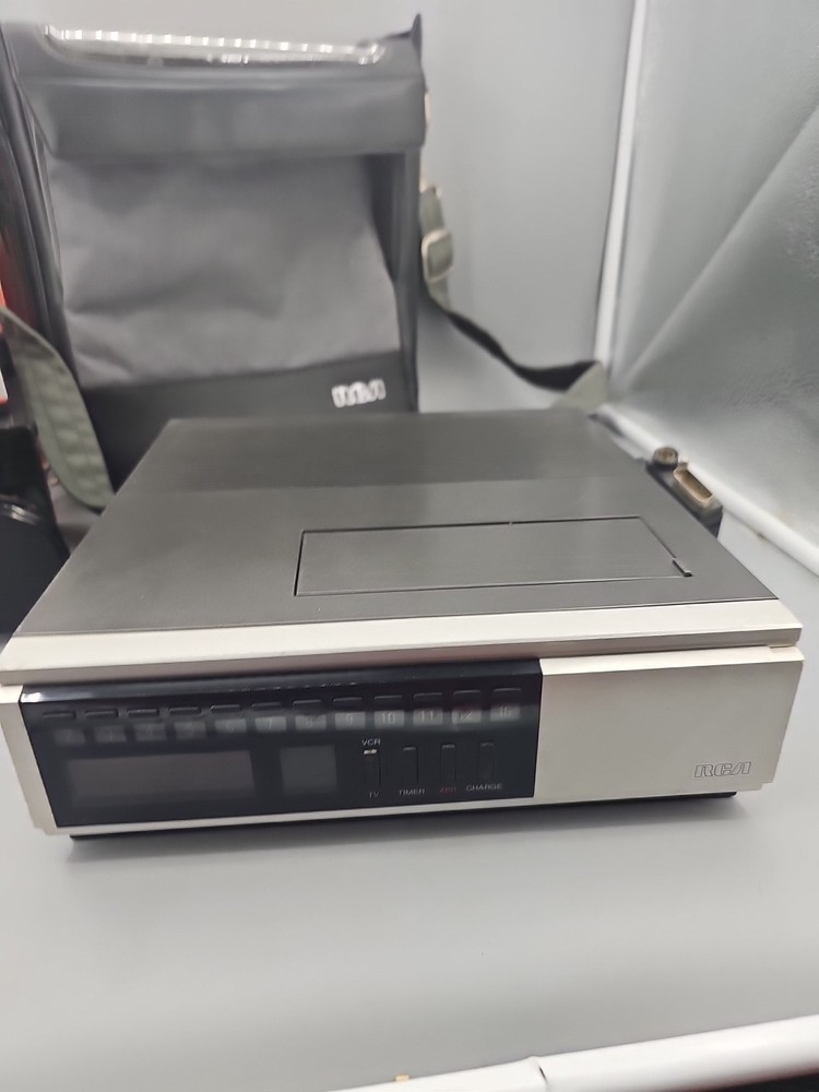 RCA SelectaVision Portable Recorder VKP170 & TKP1400 Tuner Timer Camera CLC020