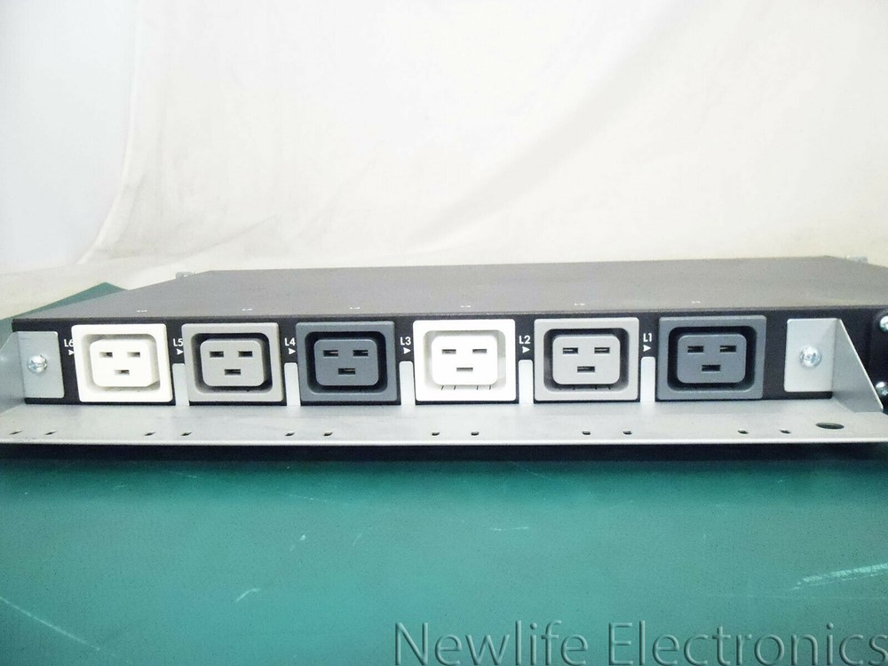 HP 483913-001 48A Power Distribution Unit (6 x C19 Outlets) AF511A