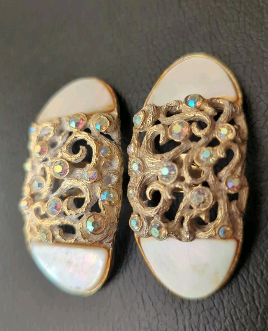 Vintage Musi Rhinestone Shoe Clips Silver Amber Oval Intricate Scrolling