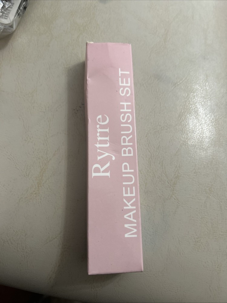 Rytrre Angled Foundation Pink