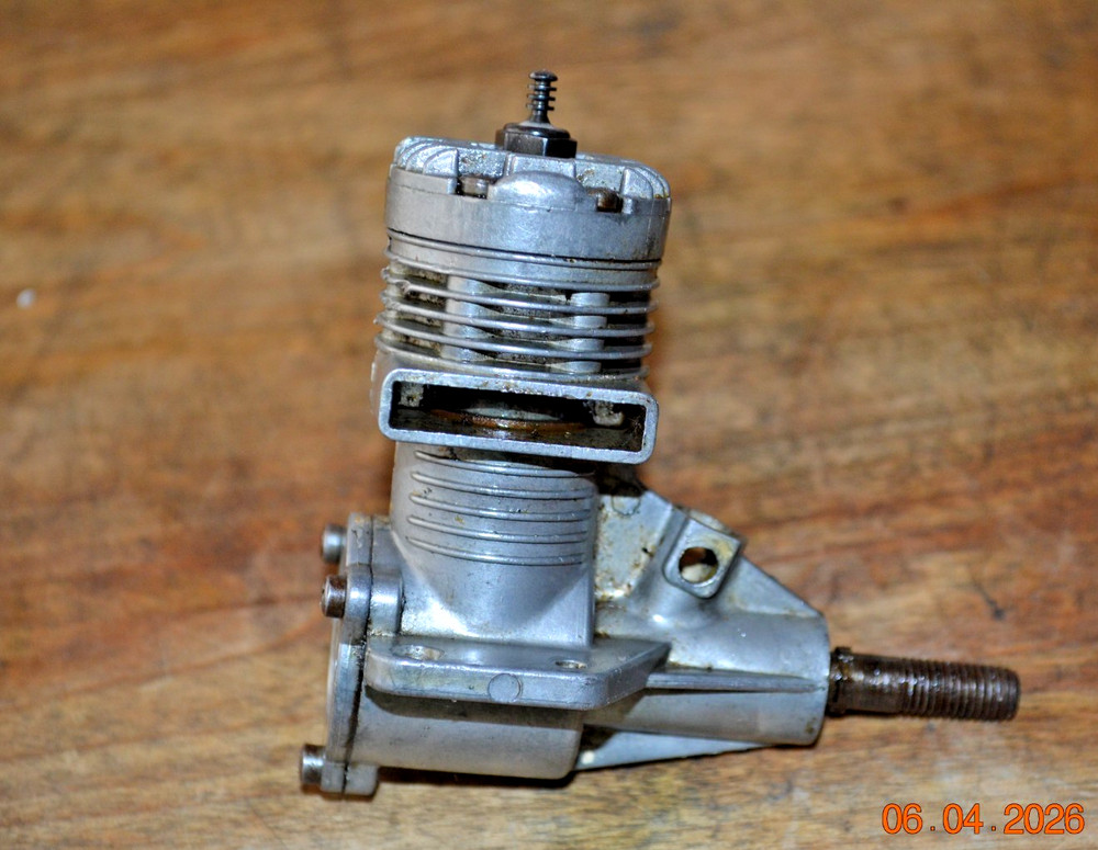 Rare Fox 19 Nitro RC Engine