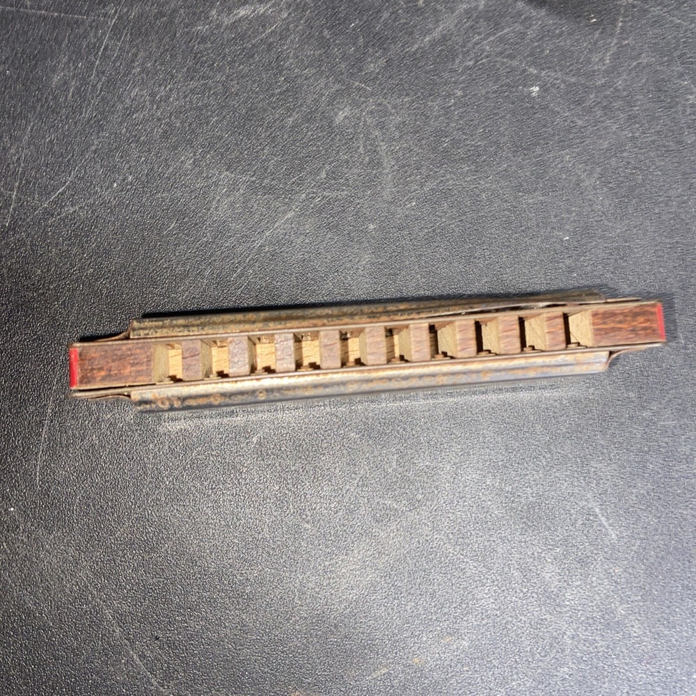 Vintage Windsor harmonica