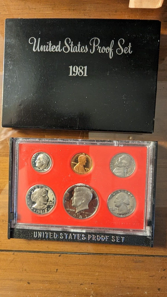 1981 United States Mint Proof Set in Sleeve