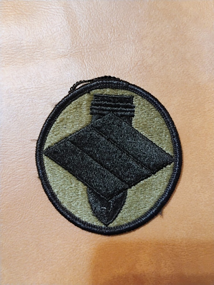 Original  U.S. Army 142nd Field Artillery Brigade Patch